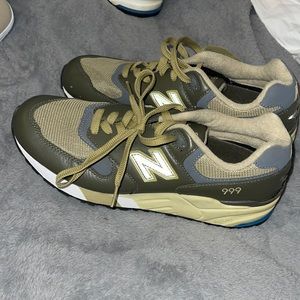 New Balance 999